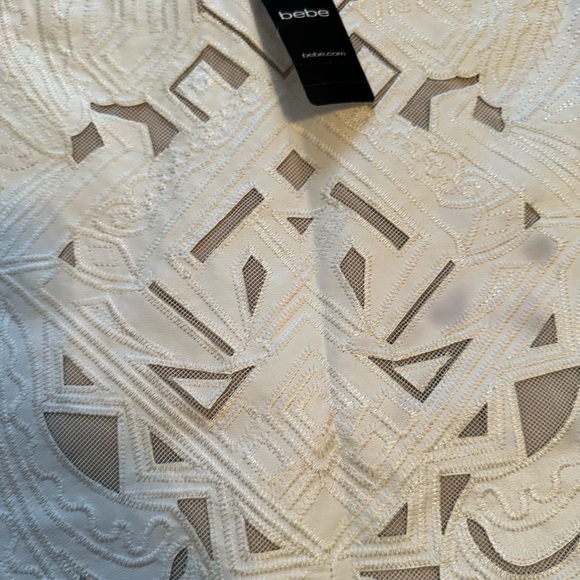 ✨BNWT✨ BEBE white gorgeous skirt size 10 - Picture 3 of 9